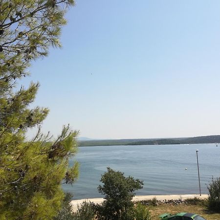 Raslina Sun Apartment ภายนอก รูปภาพ