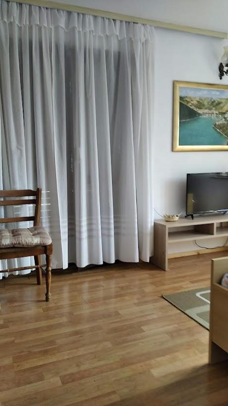 Raslina Sun Apartment ภายนอก รูปภาพ